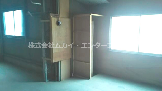 羽曳野市野　貸し倉庫の内装|中はこのようになっています