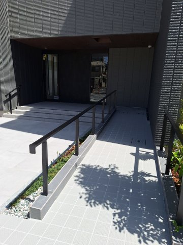 （シニア限定）Loisir壽光のその他共用部分|スロープもあってカートもらくらく