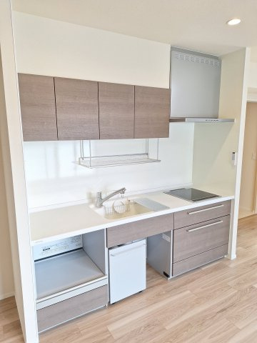 （シニア限定）Loisir壽光のキッチン|座りながら作業ができるキッチンです。