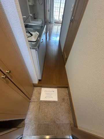 メゾン・プティオラージュの玄関