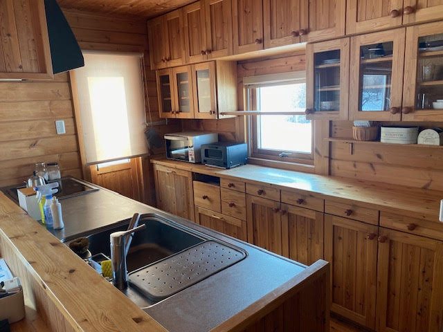 網走市呼人341番67戸建のキッチン