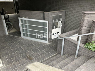 【エントランス】 | 共用部分も広さがあります