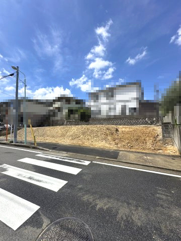 名古屋市千種区富士見台４丁目の売地の前面道路含む現地写真