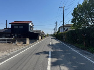 【前面道路含む現地写真】