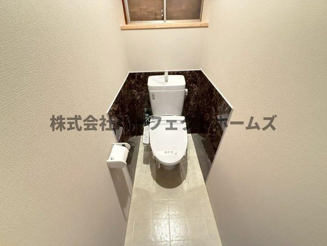 高柳７丁目テラスのトイレ|落ち着いたトイレです