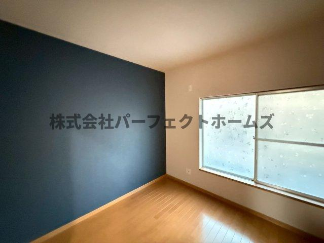高柳７丁目テラスの洋室|明るい洋室です