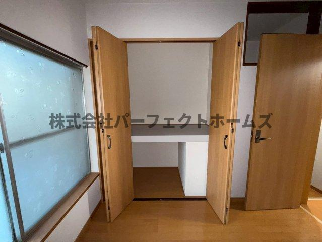 高柳７丁目テラスの収納|便利な収納スペースです