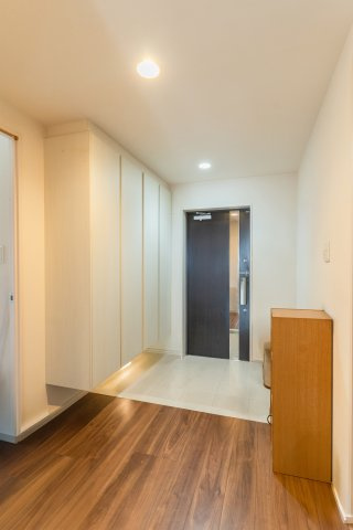 【玄関】 | トラスト大津ネクサージュ