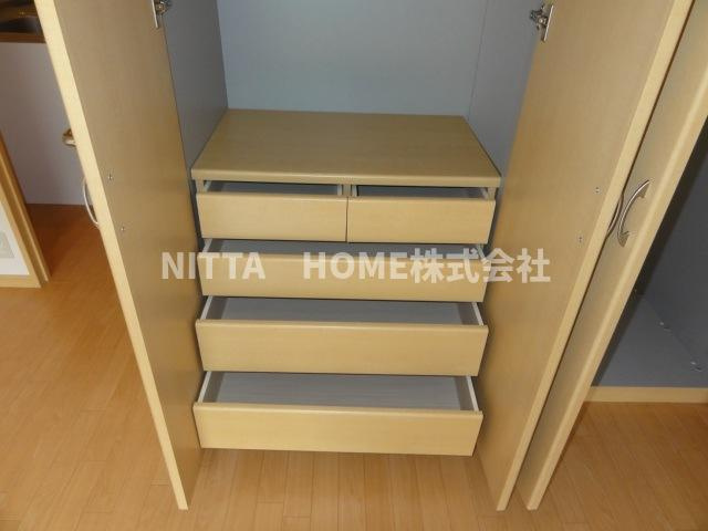 クレストの収納|収納棚もあります！