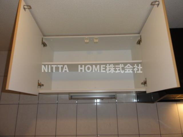 クレストの設備|キッチン上部収納です◎