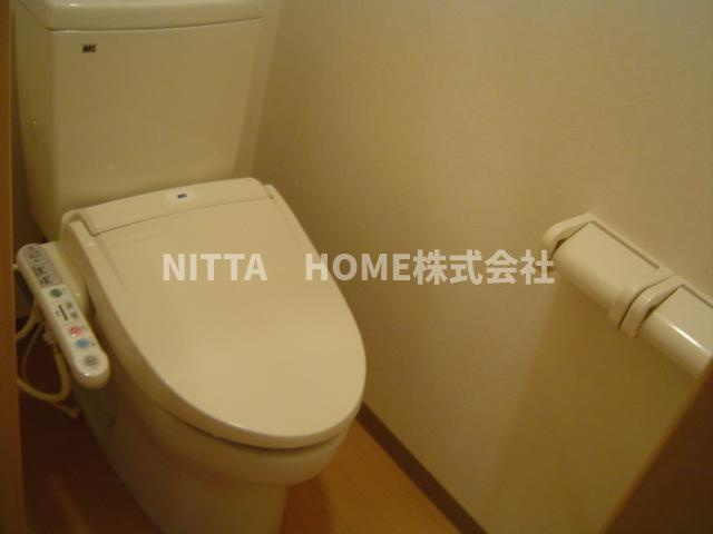 クレストのトイレ|嬉しいウォシュレット付き(^O^)