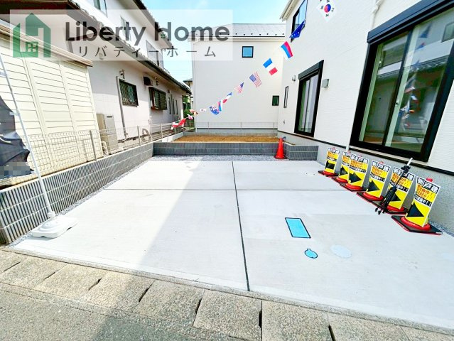 守谷市けやき台2丁目24-1期　新築戸建　1号棟の駐車場