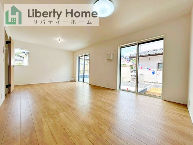 守谷市けやき台2丁目24-1期　新築戸建　1号棟の居間・リビング