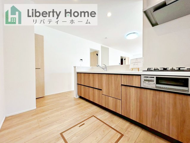 守谷市けやき台2丁目24-1期　新築戸建　1号棟のキッチン