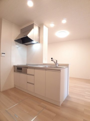 【キッチン】 | りゅうの盛Ⅰ | コンパクトなキッチンで掃除もラクラク