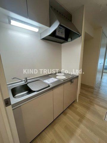 梅田淀屋橋MNTのキッチン|コンパクトなキッチンで掃除もラクラク