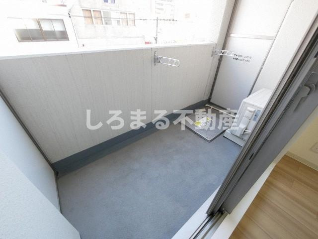 プレサンス北浜ラ・フェスタのバルコニー