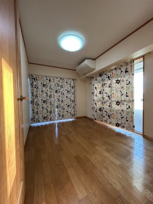 【居間・リビング】 | ビバライフ尾倉 | 居間です
