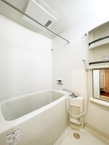 ボヌールピエスの浴室