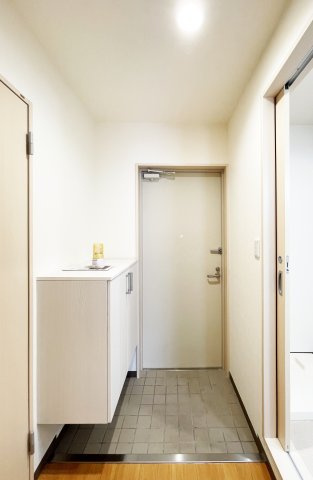 ボヌールピエスの玄関