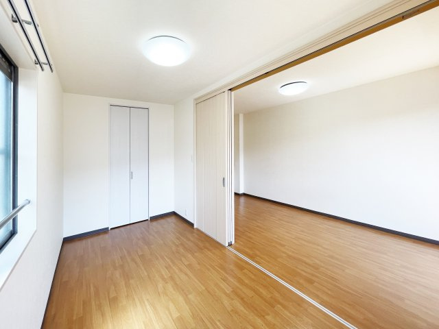 ボヌールピエスの居間・リビング