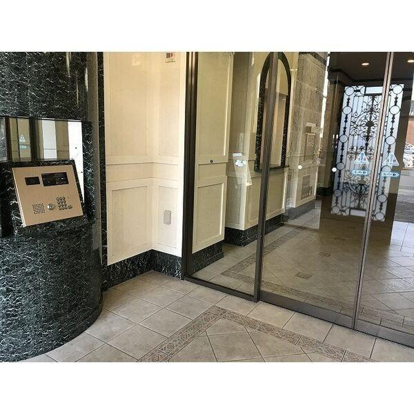 プレサンス新栄デコール　名古屋市賃貸　仲介手数料無料のエントランス