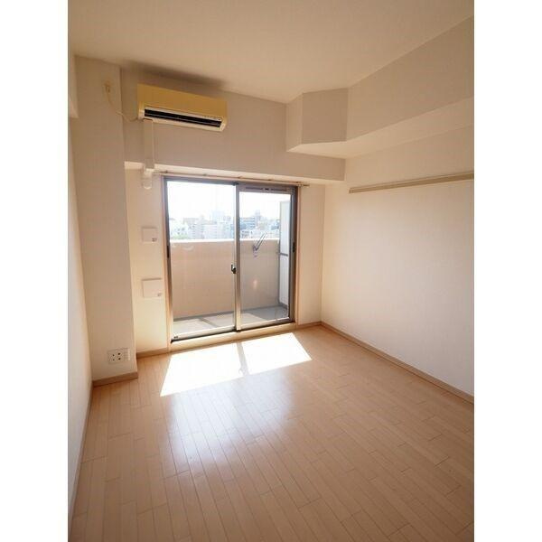 プレサンス新栄デコール　名古屋市賃貸　仲介手数料無料の居間・リビング