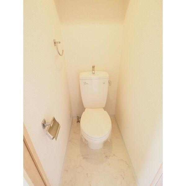 プレサンス新栄デコール　名古屋市賃貸　仲介手数料無料のトイレ