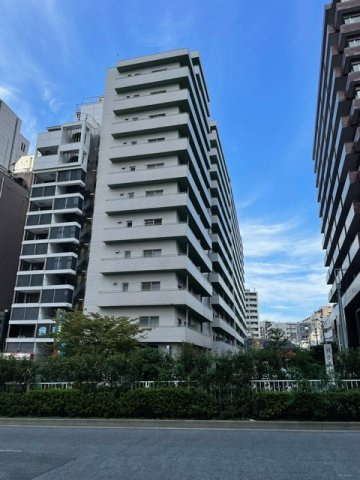 アルテール新宿の外観