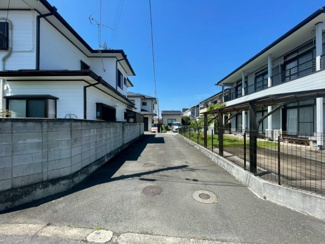 【前面道路含む現地写真】