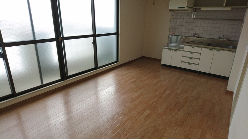 シャトー第一土山の居間・リビング