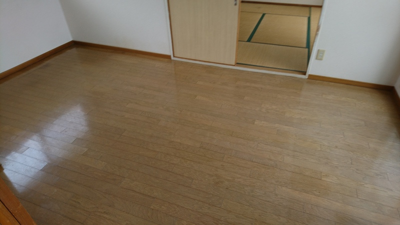 シャトー第一土山の洋室