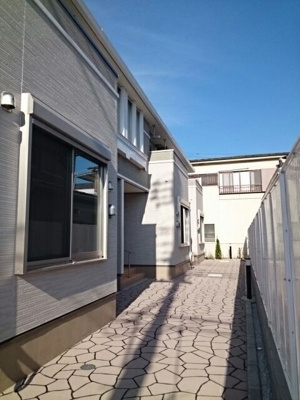 【エントランス】 | ファミリヤンA(ファミリヤンエー)