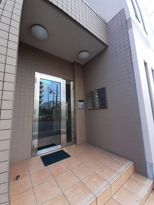 【エントランス】 | ブリッサK(ブリッサケー)