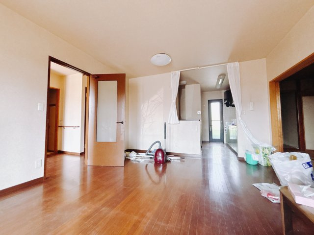 【中古戸建】伊勢崎市新栄町の居間・リビング|■リビング