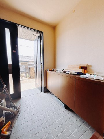 【中古戸建】伊勢崎市新栄町の玄関|■玄関