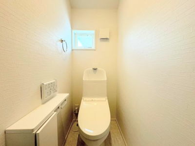 【内観：施工例】 | ◆港南区下永谷新築住宅◆ | 【モデルルーム写真】◆清潔感のある白を基調とした落ち着ける空間。