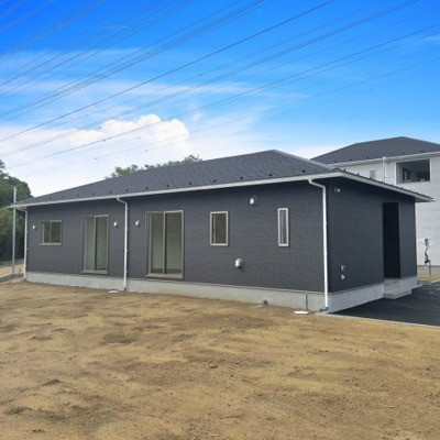 【外観】 | 神栖市居切2号棟 | 最短即日のご見学も承ります。 お気軽に０４７６－３７－３８８８までお問合せ下さい。