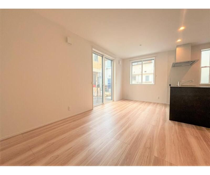 市川市香取１丁目戸建貸家の居間・リビング