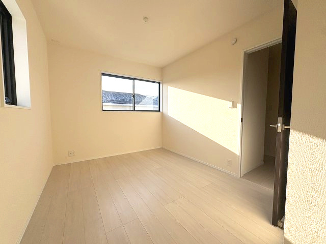 【子供部屋】 | 福岡市東区若宮4丁目第3　4号棟（全5棟）【仲介手数料無料・0円】 | 施工例。施工例は完成時と異なる場合があります。