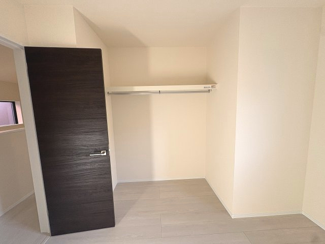 【収納】 | 福岡市東区若宮4丁目第3　4号棟（全5棟）【仲介手数料無料・0円】 | 施工例。施工例は完成時と異なる場合があります。