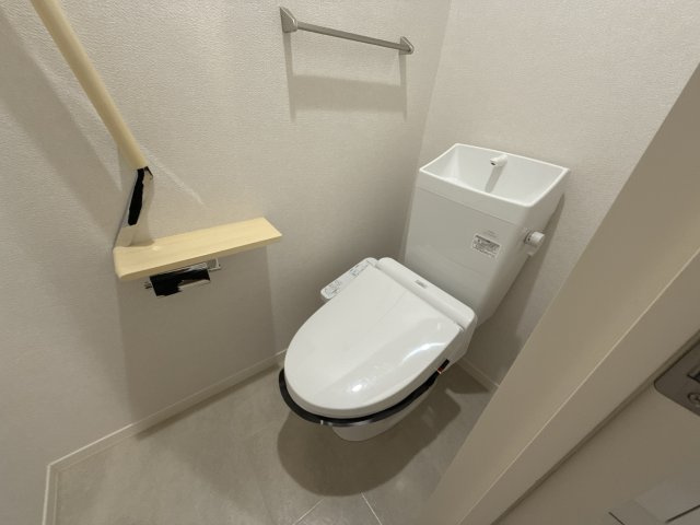 インステージ繁昌ⅡE棟のトイレ