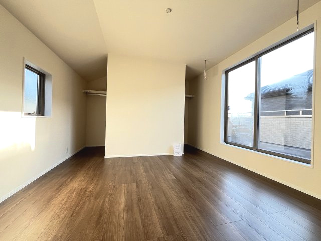 【寝室】 | 福岡市東区若宮4丁目第3　2号棟（全5棟）【仲介手数料無料・0円】 | 施工例。施工例は完成時と異なる場合があります。