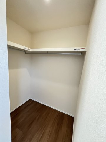 【収納】 | 福岡市東区若宮4丁目第3　2号棟（全5棟）【仲介手数料無料・0円】 | 施工例。施工例は完成時と異なる場合があります。