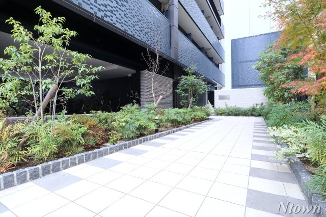 【エントランス】 | プレサンス上前津エレスタ | 建物の内部です