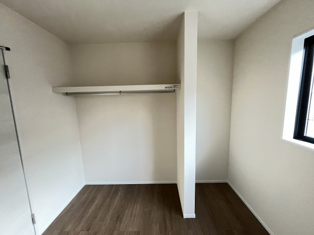 【収納】 | 福岡市東区若宮4丁目第3　3号棟（全5棟）【仲介手数料無料・0円】 | 現地写真。