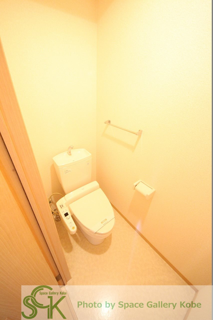 ラフィーネ林Ⅱのトイレ|※同物件の別のお部屋の写真です※
