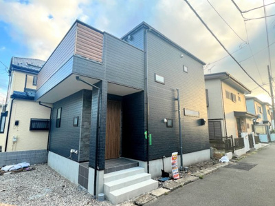 【外観】 | ◆◇新吉田東 新築戸建て◇◆ | ◆堂々たる趣ながら、主張し過ぎずどこか余裕を感じさせるシャープなフォルムで佇む邸宅は、晴天の空と照らし合わせる事で、本来あるべき完成形の姿を見せてくれます。