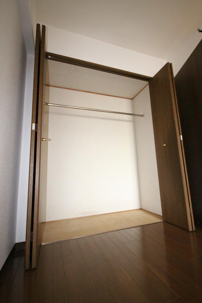 プラザハイツ二ツ屋　D棟の収納|※お部屋により仕様が異なる場合がございます※