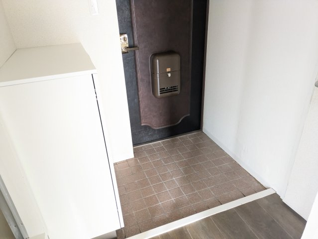 カサデナカノ❘名古屋市の賃貸ならMy賃貸の玄関|カサデナカノ